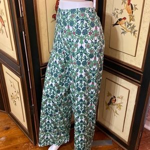 TRACY NEGOSHIAN "PRESLEY" Pink & Green Floral Medallion Silky Pull On Pants. NWT